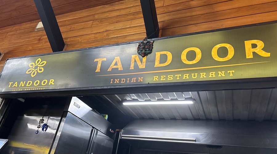 Tandoor Restaurant offers the best indian food near me option